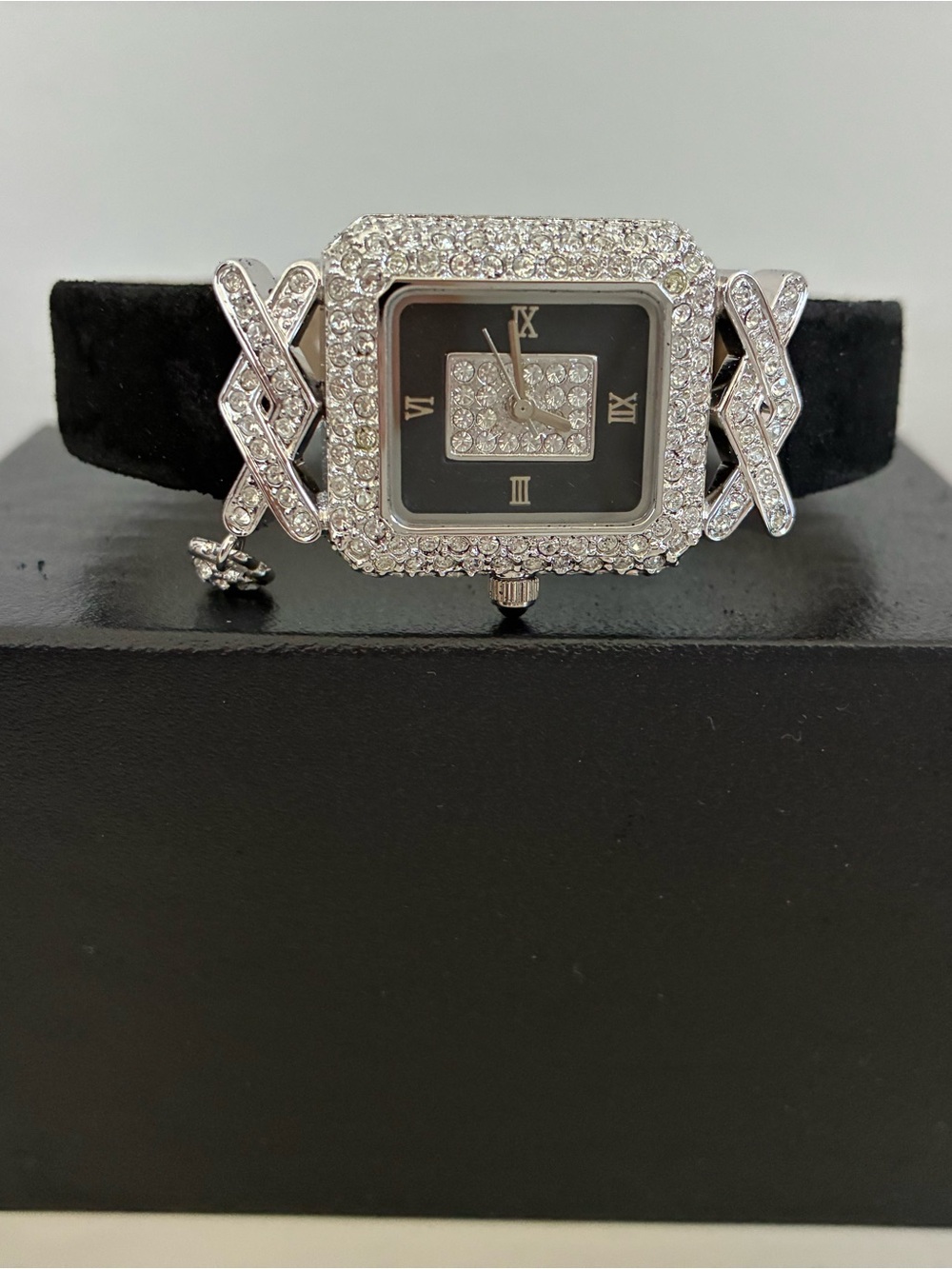 Victoria Wieck Beverly Hills Watch & Bracelet Set - New in Box